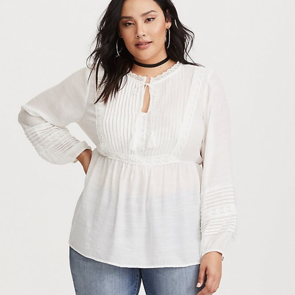 torrid Tops - TORRID WHITE CROCHET GAUZE PEASANT BLOUSE NWOT